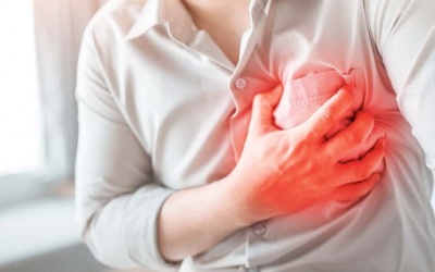 Làm sao giảm cảm giác khó chịu khi có cơn đau thắt ngực?