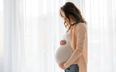Phù chân, táo bón và những vấn đề thường gặp trong 3 tháng cuối thai kỳ