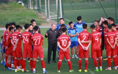 Vòng loại 2 World Cup 2002: HLV Park Hang-seo khẳng định thắng Thái Lan