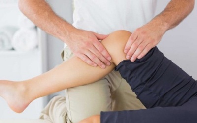 4 cách đơn giản giúp giảm đau khớp không cần dùng thuốc