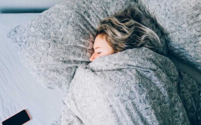 Ngủ quá 9 tiếng/đêm và ngủ trưa nhiều làm tăng nguy cơ đột quỵ