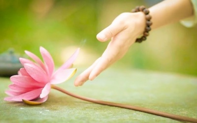 Người làm, Thần nhìn, Trời biết Đất biết Mình biết