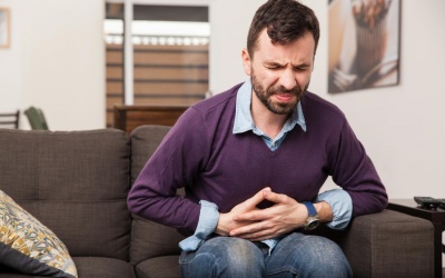 Bị đau bụng nên ăn gì?