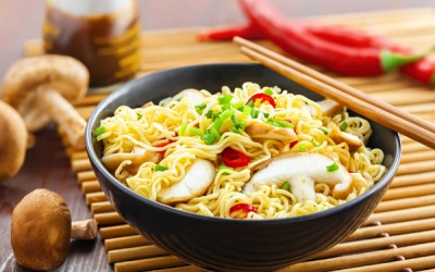 Mắc đái tháo đường có ăn được mì tôm không?