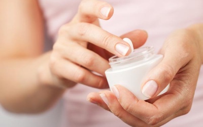 6 sản phẩm làm đẹp bạn nên hạn chế dùng trong mùa Đông