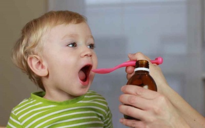 Những trẻ nào nên uống bổ sung vitamin tổng hợp? 