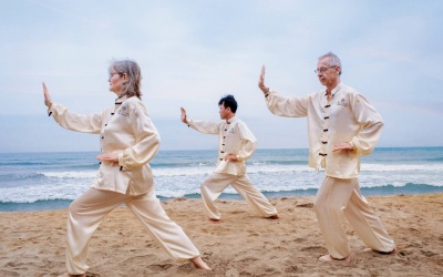 Tập Thái cực quyền giúp giảm đau thắt lưng ở người cao tuổi?