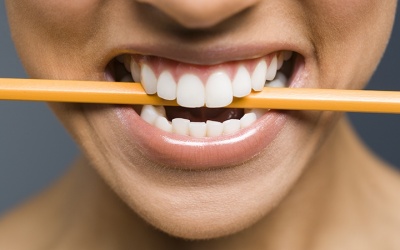 Căng thẳng, stress ảnh hưởng đến sức khỏe răng miệng như thế nào?