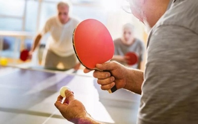 Chơi bóng bàn có thể giúp làm chậm tiến triển của bệnh Parkinson