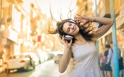 Tử vi thứ Ba (10/3/2020): Nhân Mã nên tranh thủ tận hưởng cuộc sống