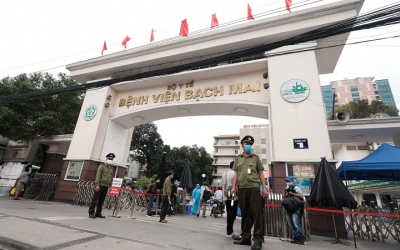 Dịch Covid-19: Người dân đến BV Bạch Mai từ 12/3 nhắn tin ngay vào số 8889