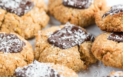 Bánh quy dừa socola thơm ngon, giòn tan đến chiếc cuối cùng