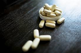 Dùng TPCN Hoàng Thấp Linh cho người cao tuổi có tác dụng phụ không?