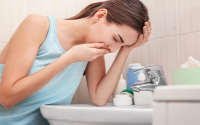 Những nguy hiểm tiềm tàng khi sử dụng vitamin quá liều