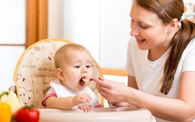 Cho trẻ nhỏ ăn ổi có tốt không? 