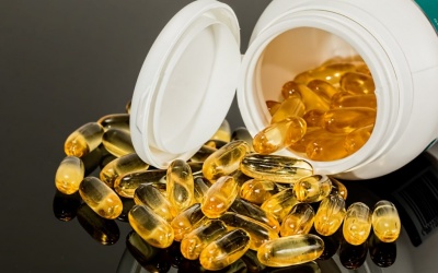 Những tác dụng phụ của vitamin E khi sử dụng quá liều