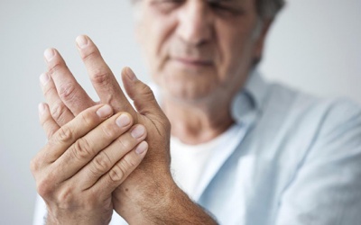 6 cách phòng ngừa và cải thiện cơn đau mạn tính