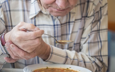 Phải làm gì khi thuốc điều trị Parkinson không có hiệu quả?