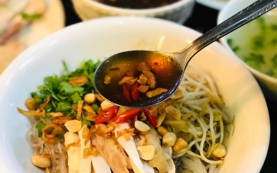 Tối nay ăn gì: Đổi vị bữa tối với miến gà trộn