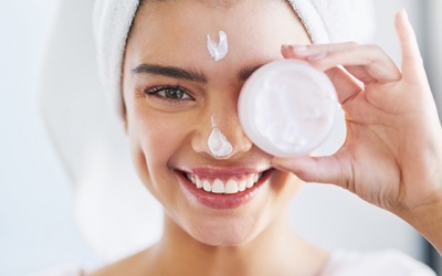 Muốn dưỡng ẩm cho da mặt, đừng bỏ qua các thành phần này