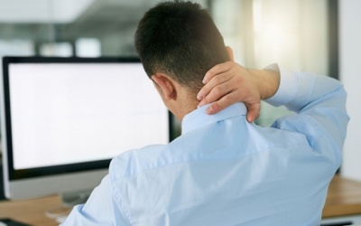 Giảm đau mỏi cổ với 4 bài tập đơn giản