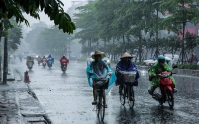 Dự báo thời tiết: Bắc Bộ mưa vừa, có nơi mưa to đến rất to và dông, Trung Bộ nắng nóng