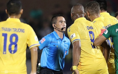 VFF tăng án kỷ luật với trọng tài mắc sai sót, chưa đủ để khắc phục tình hình