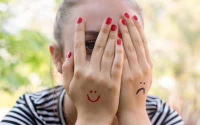 Tử vi Chủ nhật (26/7/2020): Kim Ngưu có thể gặp khó khăn trong việc thể hiện cảm xúc