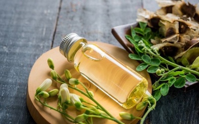 Dầu chùm ngây: 6 lợi ích làm đẹp toàn diện cho da và tóc  