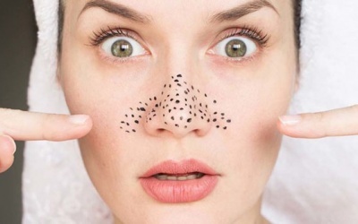 Bột yến mạch giúp loại bỏ mụn đầu đen