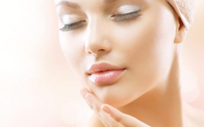 Giảm nếp nhăn trên da mặt không hề khó