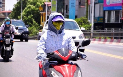 Dự báo thời tiết ngày mai: Cảnh báo tia UV gây hại
