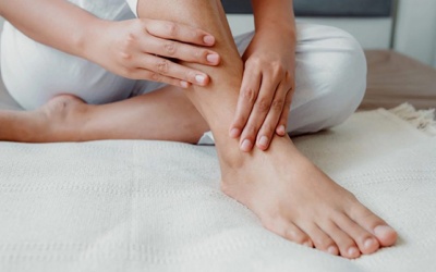 8 biện pháp tự nhiên giảm sưng phù chân cho người bệnh suy tim