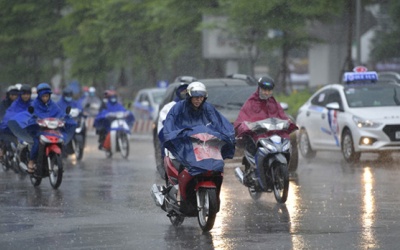 Dự báo thời tiết: Mưa dông, Bắc Bộ đề phòng lốc, sét 