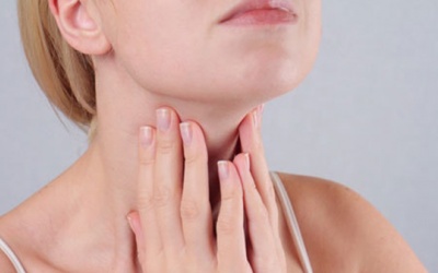 Tư thế yoga nào dành cho người bướu cổ đơn thuần?