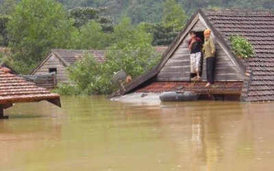 Dự báo thời tiết: Miền Trung 'oằn mình' gánh thêm đợt mưa lũ