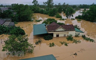 Thời tiết cực đoan, lũ lập kỷ lục ở nhiều nơi 