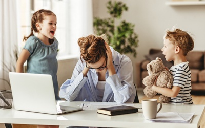 Tử vi thứ Sáu (23/10/2020): Thiên Bình dễ dàng mất tập trung