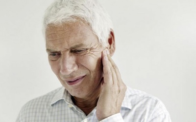 Đối phó với cơn đau sau zona thần kinh như thế nào?