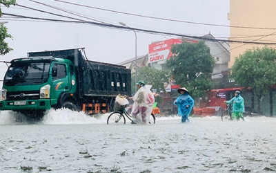 Dự báo thời tiết: Mưa dồn dập, Trung Bộ cảnh giác lũ quét