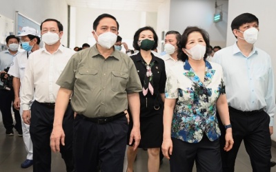 Thủ tướng Chính phủ: Vinamilk là điển hình “vừa sản xuất, vừa chiến đấu”