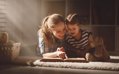 Tử vi Chủ nhật (8/11/2020): Ma Kết nên tôn trọng suy nghĩ của người thân