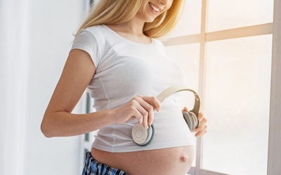 Nghe nhạc khi mang thai có thật sự tốt cho bé? 