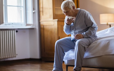 Viêm phổi mạn tính ở người cao tuổi