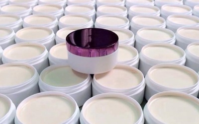 Hiểm họa từ kem trộn, kem trắng da cấp tốc