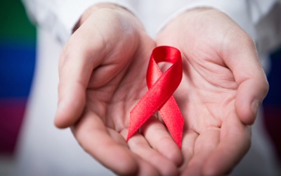 Trẻ đủ 15 tuổi được quyền tự nguyện xét nghiệm HIV