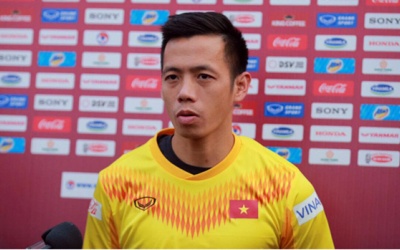 Văn Quyết: Số 10, băng đội trưởng không quan trọng bằng được khoác áo ĐTQG