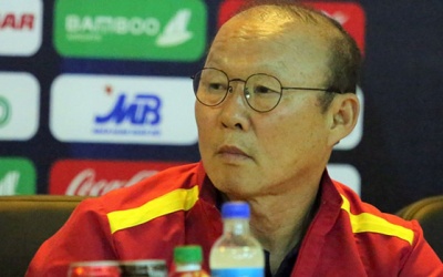 ĐT Việt Nam đấu U22 Việt Nam: HLV Park Hang-seo sẽ ngồi trên khán đài
