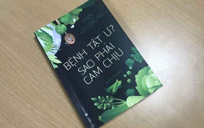 “Bệnh tật ư? Tại sao phải cam chịu”: Bí kíp chăm sóc sức khỏe từ cỏ lúa mì