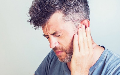 Nghe thấy tiếng o o trong tai, phải làm sao để cải thiện?